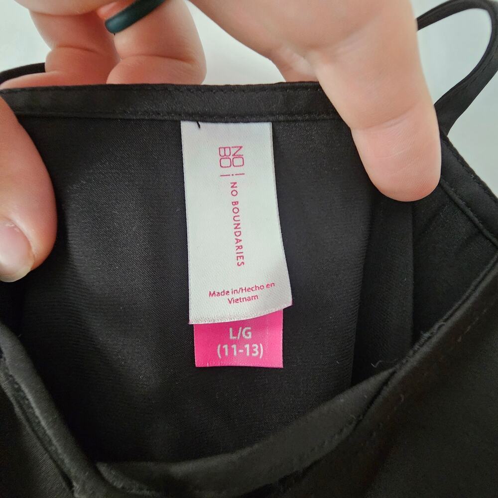 No Boundaries Women Strappy Satin Tank Top Sz L Black Flowy Soft - Picture 5 of 10